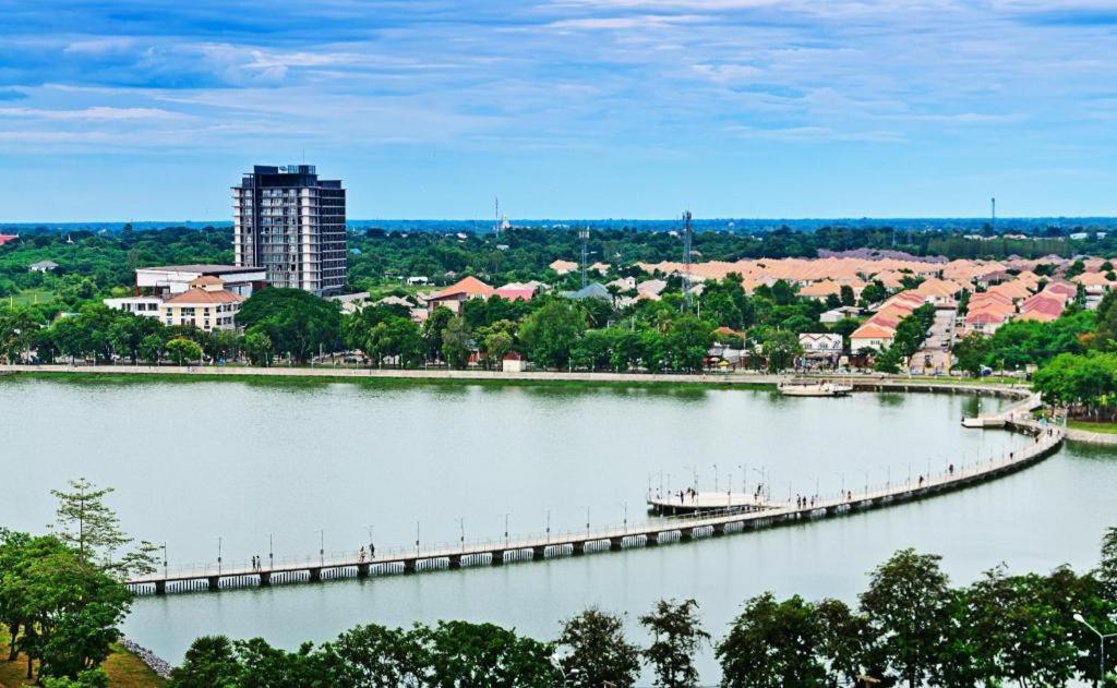 B2 Khon Kaen Boutique & Budget Hotel Exterior foto